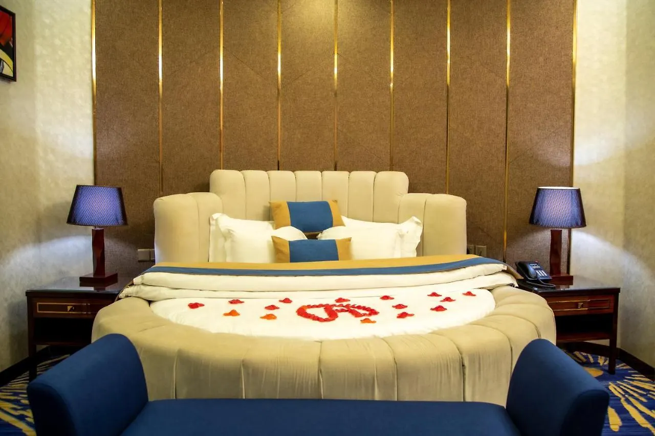 فندق هوليداي الخليج الرياض - Holiday Al Khaleej Hotel Saudi Arabia