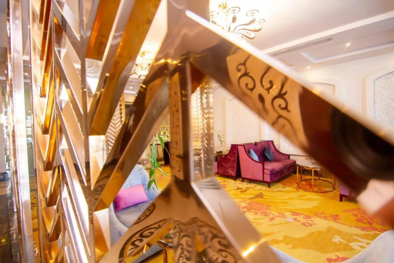 ****  فندق هوليداي الخليج الرياض - Holiday Al Khaleej Hotel Saudi Arabia