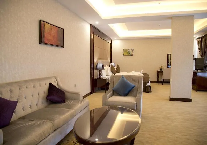 فندق هوليداي الخليج الرياض - Holiday Al Khaleej Hotel 4*, Riyadh Saudi Arabia